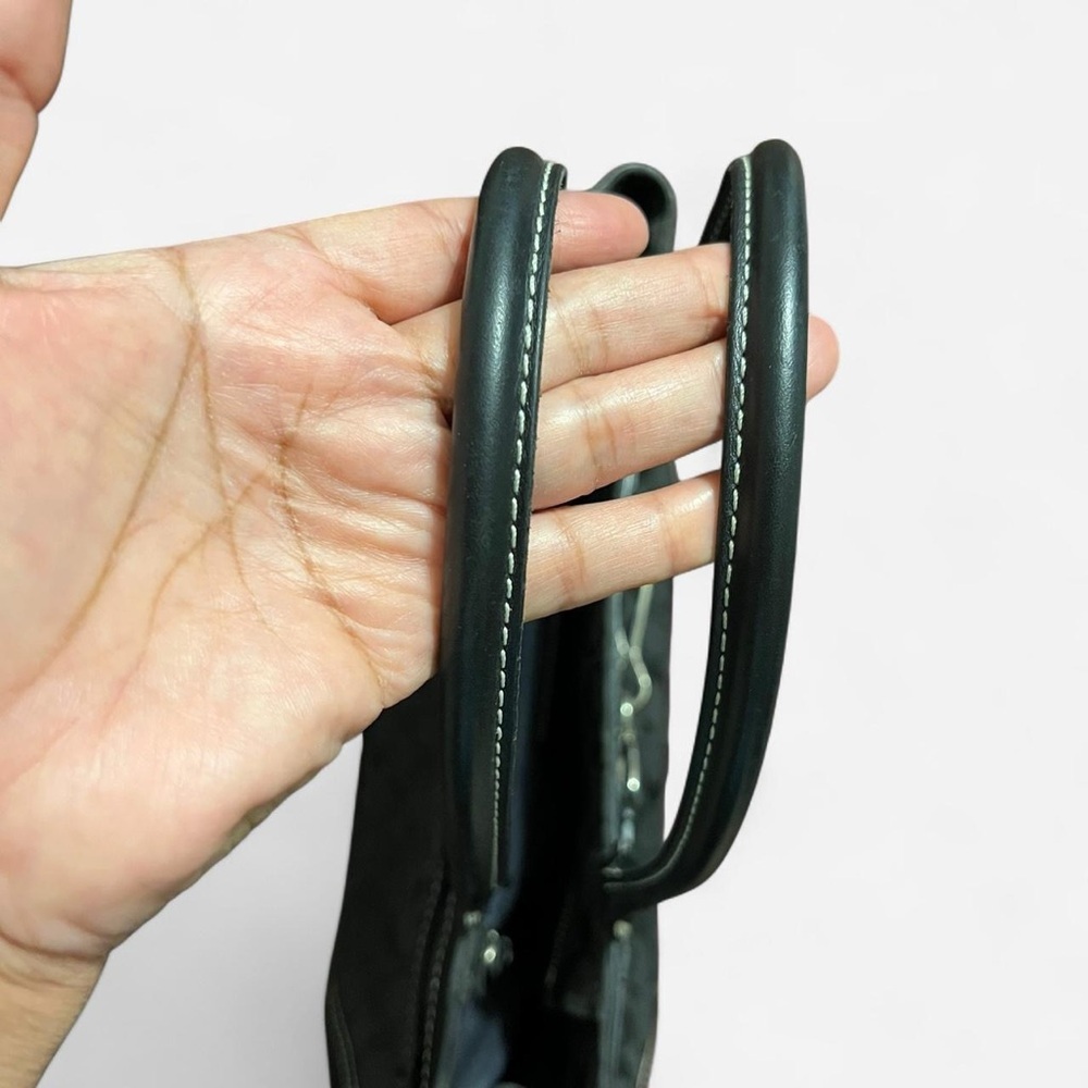 Coach - Picture 8 of 10